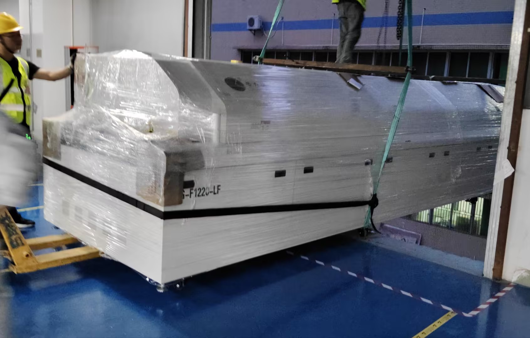 使用專門設計的回流焊設備，可以顯著提高Mini LED的焊接良率和可靠性