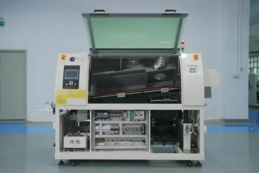 一文讀懂：如何選擇適合自己工廠的波峰焊設(shè)備？